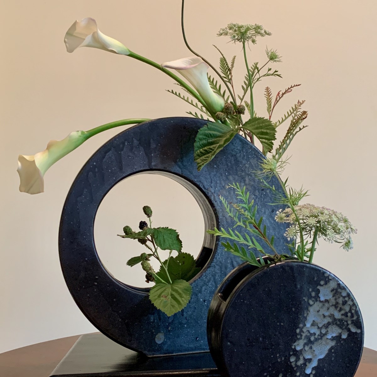 ikebana arrangement by Katherine Glazier